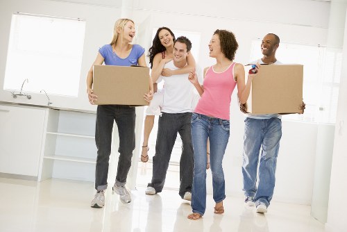 Storage charges, payment schedule, and invoice details