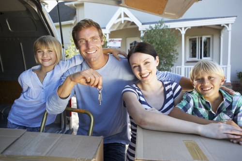 Local small removals service supporting a quick Grovepark move